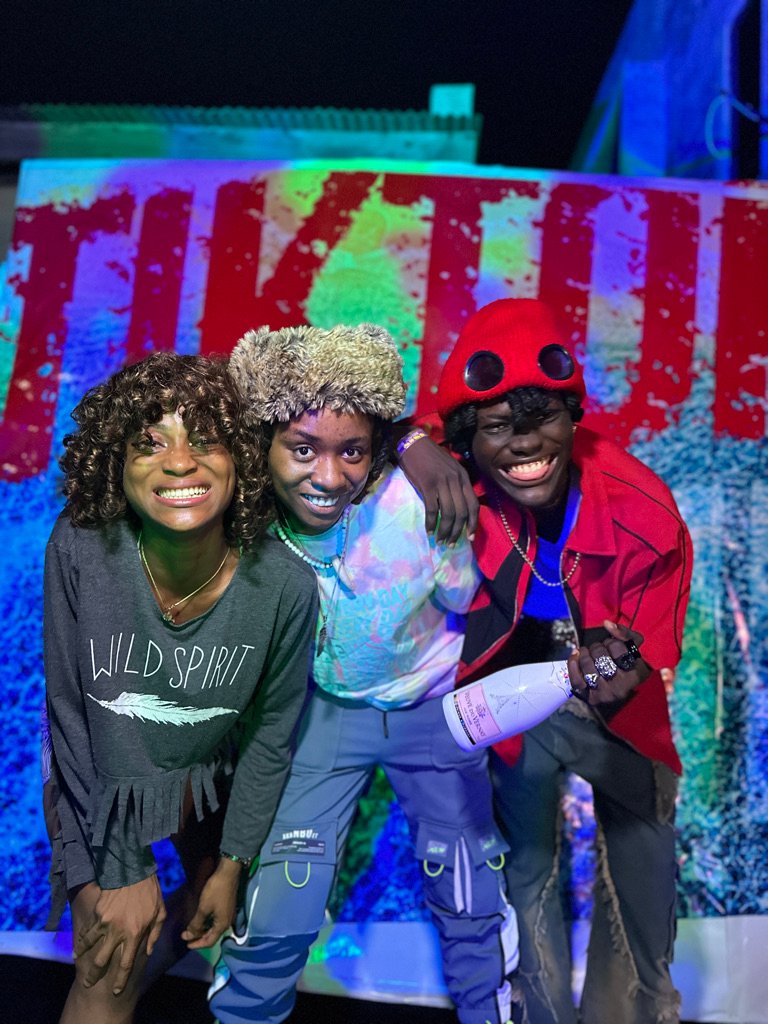 Rave 1909de94 b78a 4816 ac60 cf7bbe8e32db 1 105 c